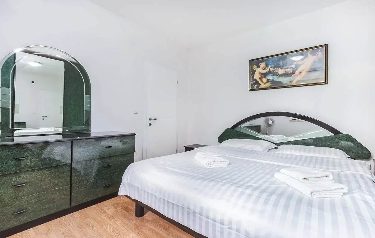 Apartment Apartmani Rino, Porec